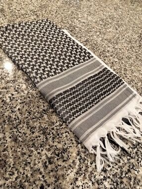 Classic Black & White Keffiyeh Scarf